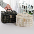 👜 Makeup Bag