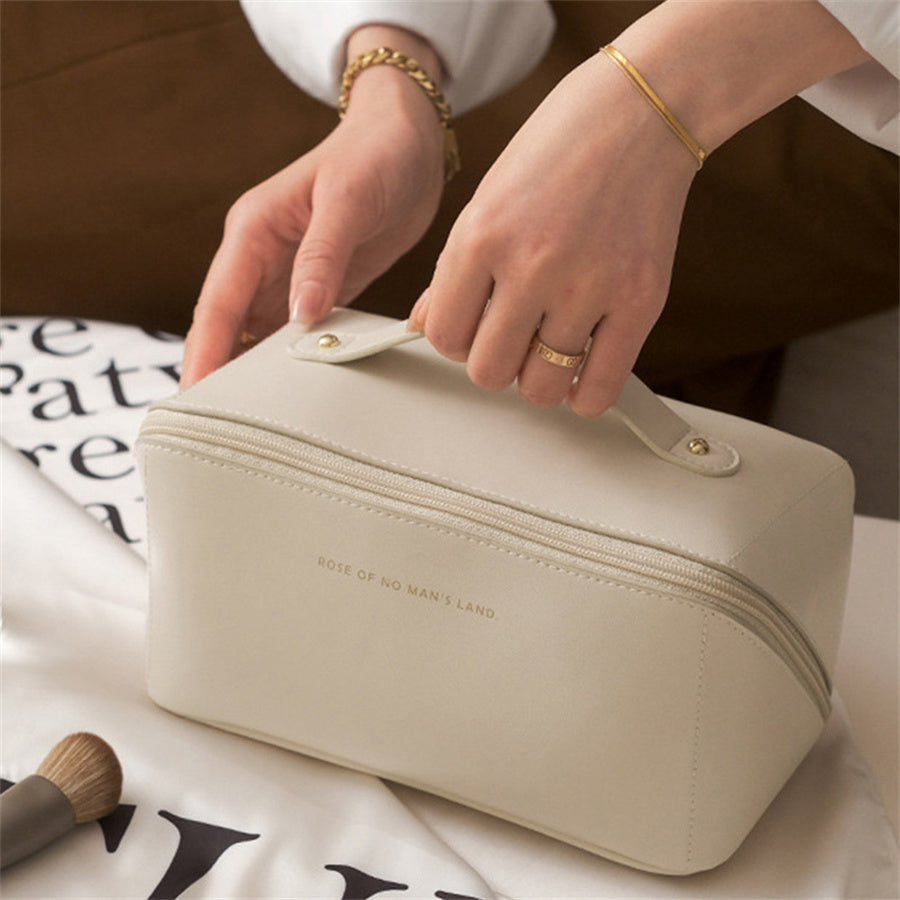 👜 Leather Makeup Pouch