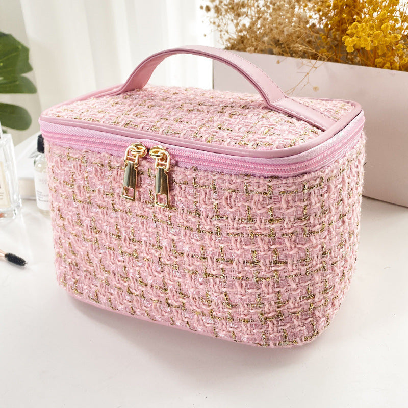 👜 Makeup Bag